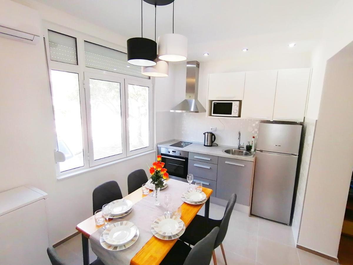 Apartmani Buljubasic Baška Voda Eksteriør billede