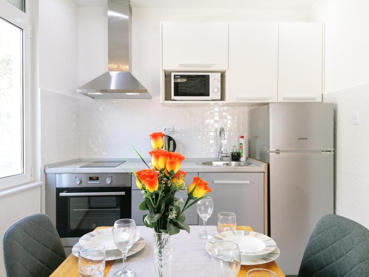 Apartmani Buljubasic Baška Voda Eksteriør billede