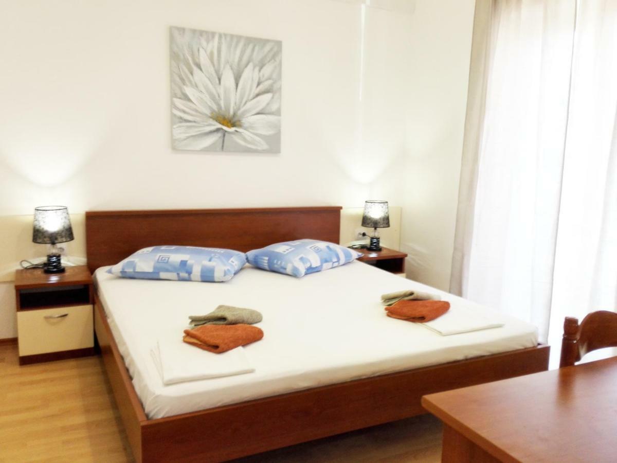 Apartmani Buljubasic Baška Voda Eksteriør billede