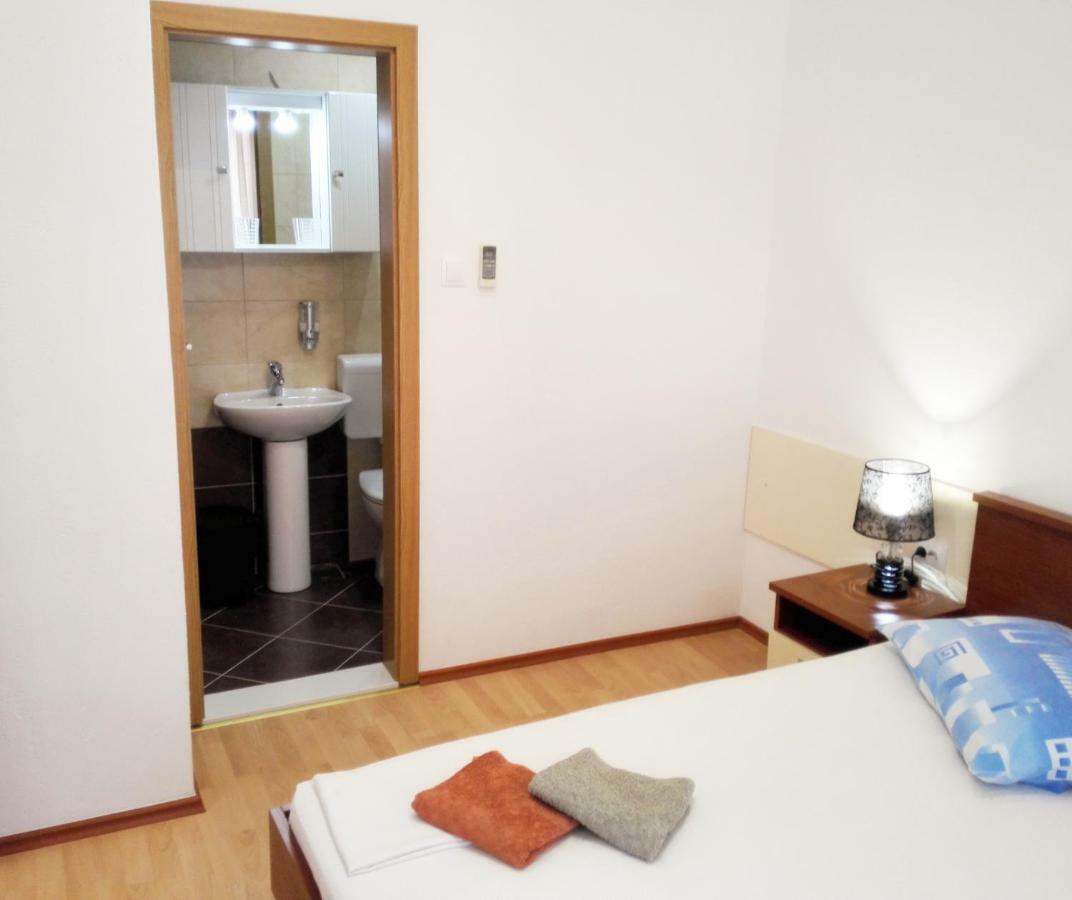 Apartmani Buljubasic Baška Voda Eksteriør billede